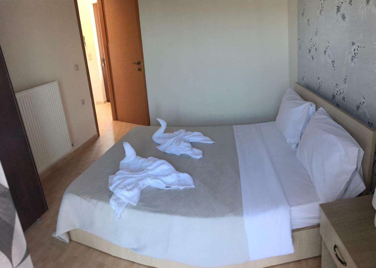 M&M Villa Kathaniá Екстериор снимка