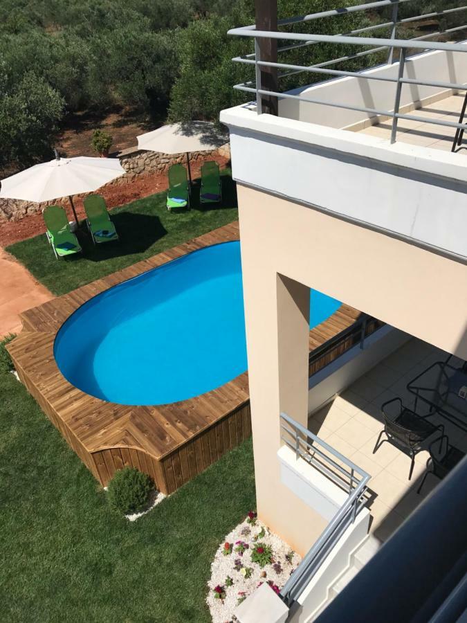 M&M Villa Kathaniá Екстериор снимка