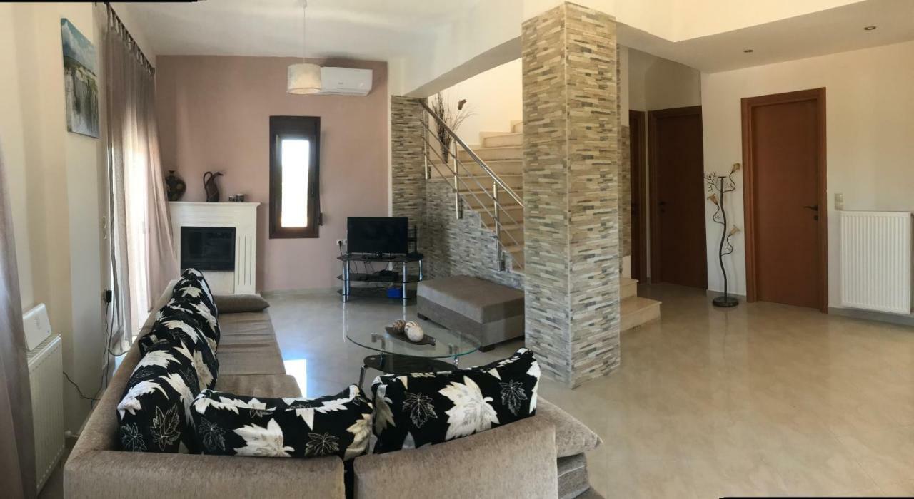M&M Villa Kathaniá Екстериор снимка