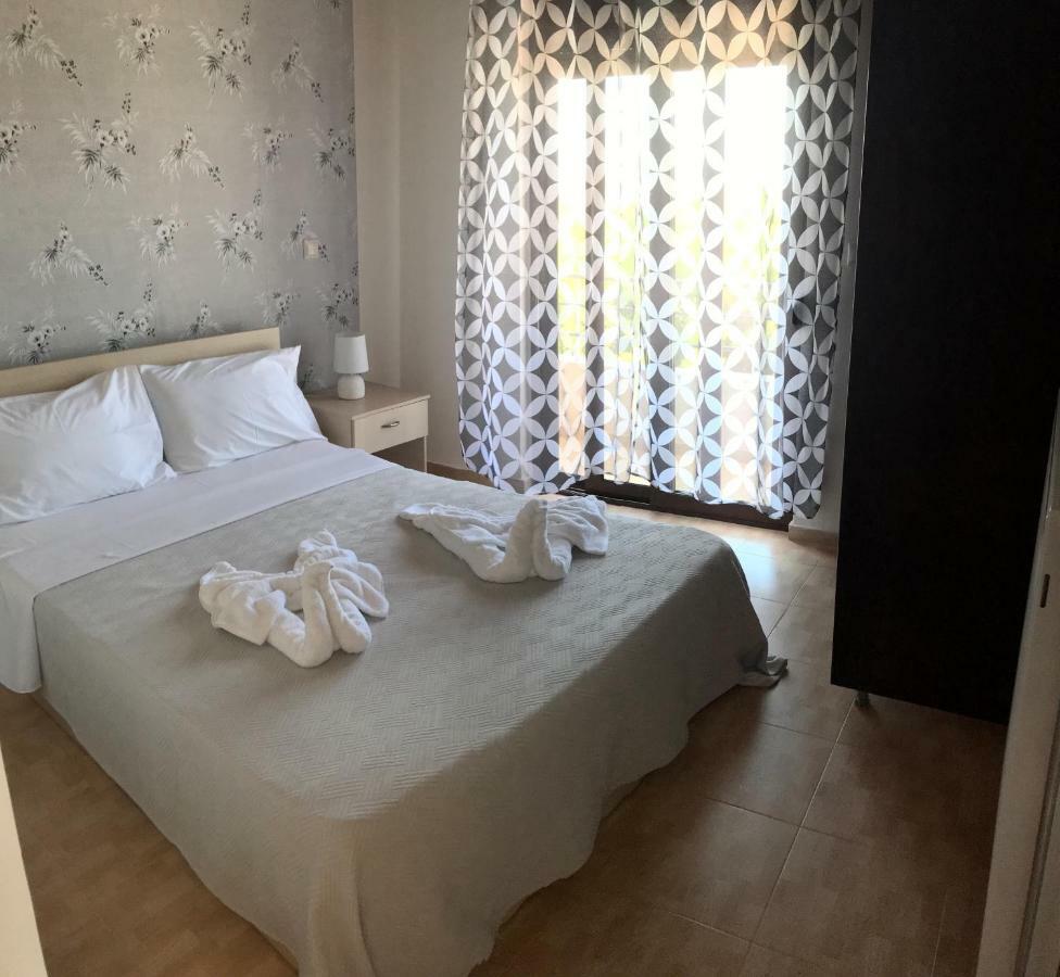 M&M Villa Kathaniá Екстериор снимка